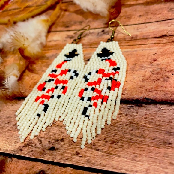 Snake Beaded Earring - Picture 2 of 5